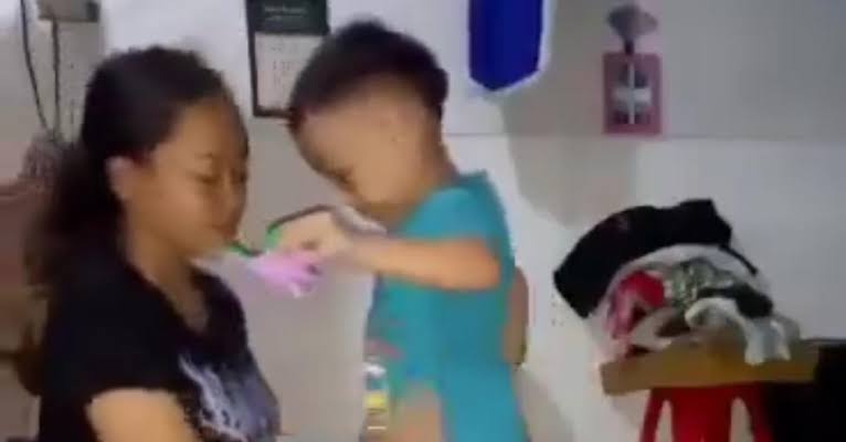 anak kecil viral sama ibunya , Viral Video anak kecil viral sama ibunya Link