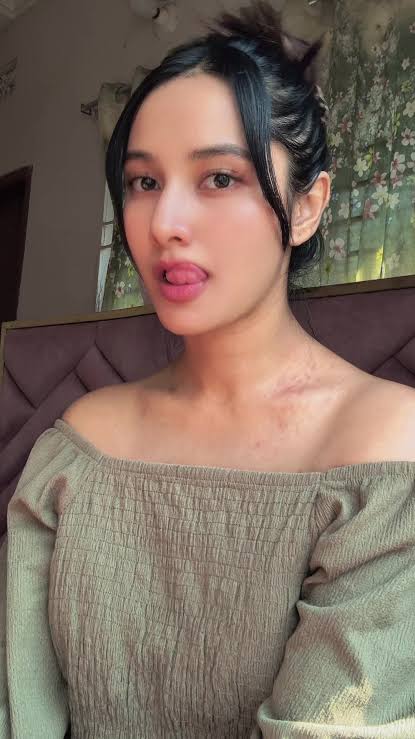 Tiktok Star Farin Viral Video , Farin Viral Video Download Link
