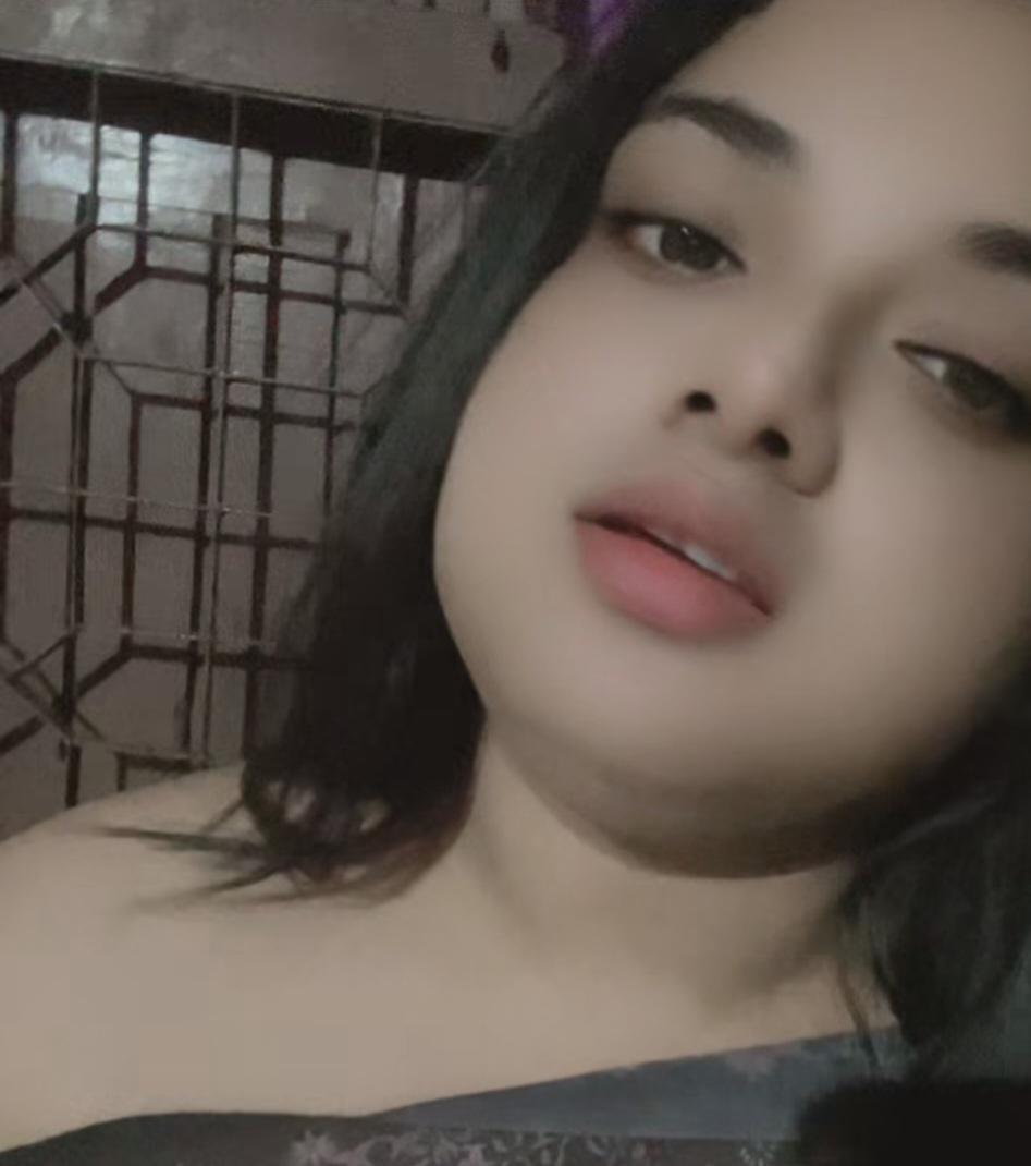 Esrat Omi Viral Video , Tiktoker Model Omi Video Viral Link
